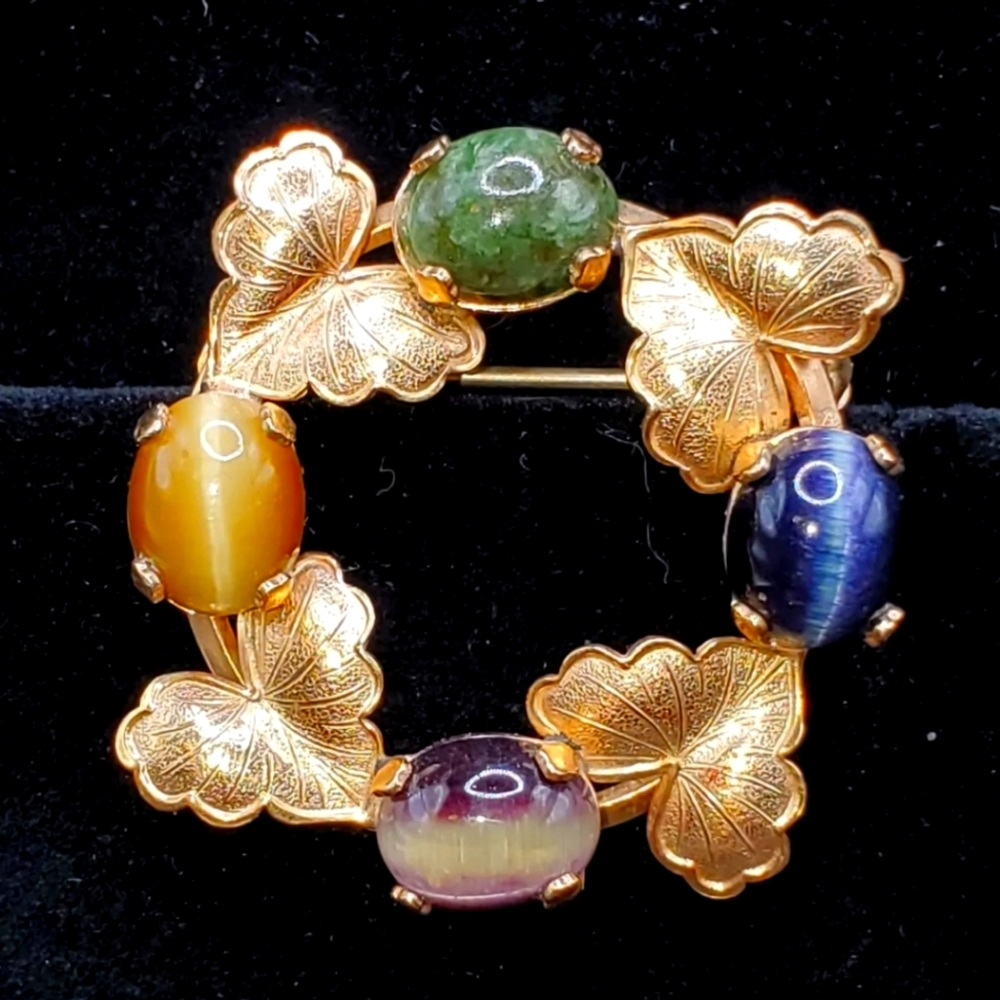 Vintage Signed 12K gold filled Brooch pin Onyx Agate
